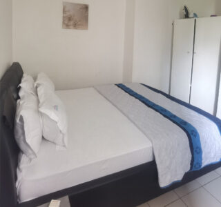 chambre secondaire de l'appartement meublé de douala bali