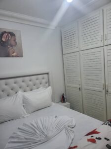 chambre et commodités